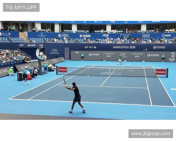 杭州网球队中路突破的战术解析与未来发展展望