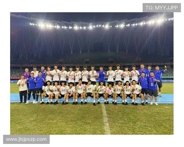 赛后分析:北京足球队与重庆足球队的战术意识与表现探讨 赛后分析:北京足球队与重庆足球队的战术意识与表现探讨