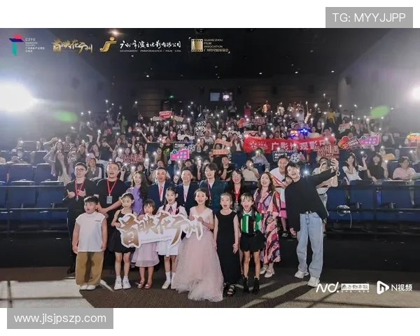 黄娜的网球人生深度对话探索她的奋斗与梦想之路 黄娜的网球人生深度对话探索她的奋斗与梦想之路