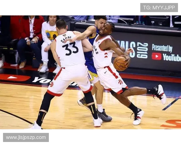 重庆篮球队实力对比深度解析与未来发展趋势探讨